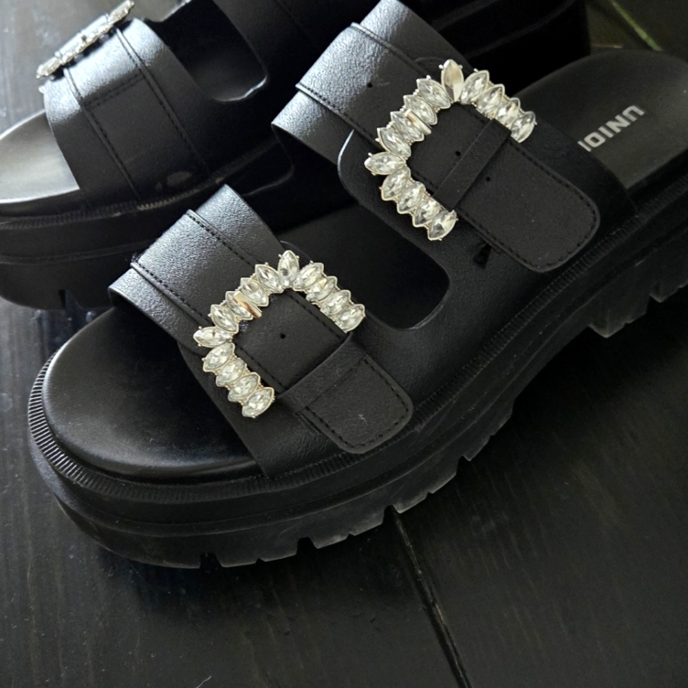 Chunky lug sandals size 6.5